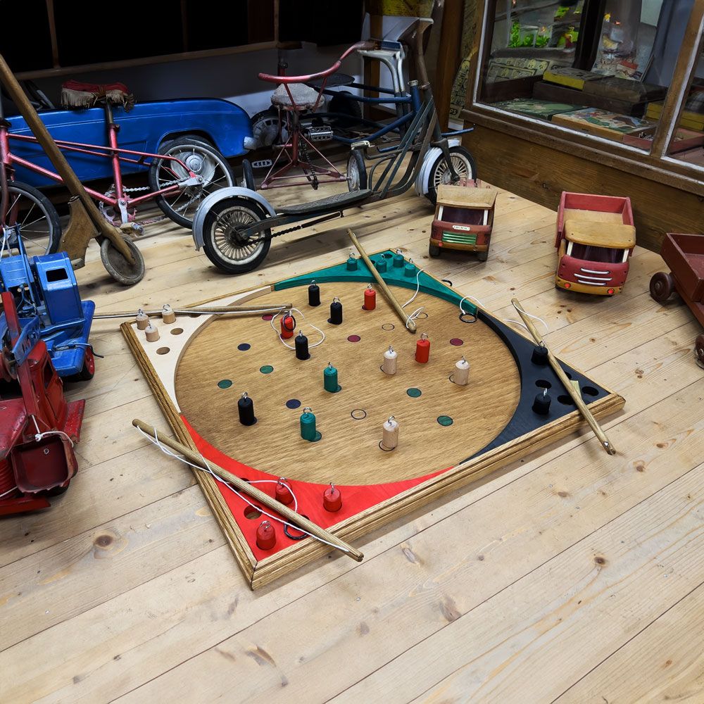 Jeux en bois ancien et traditionnel